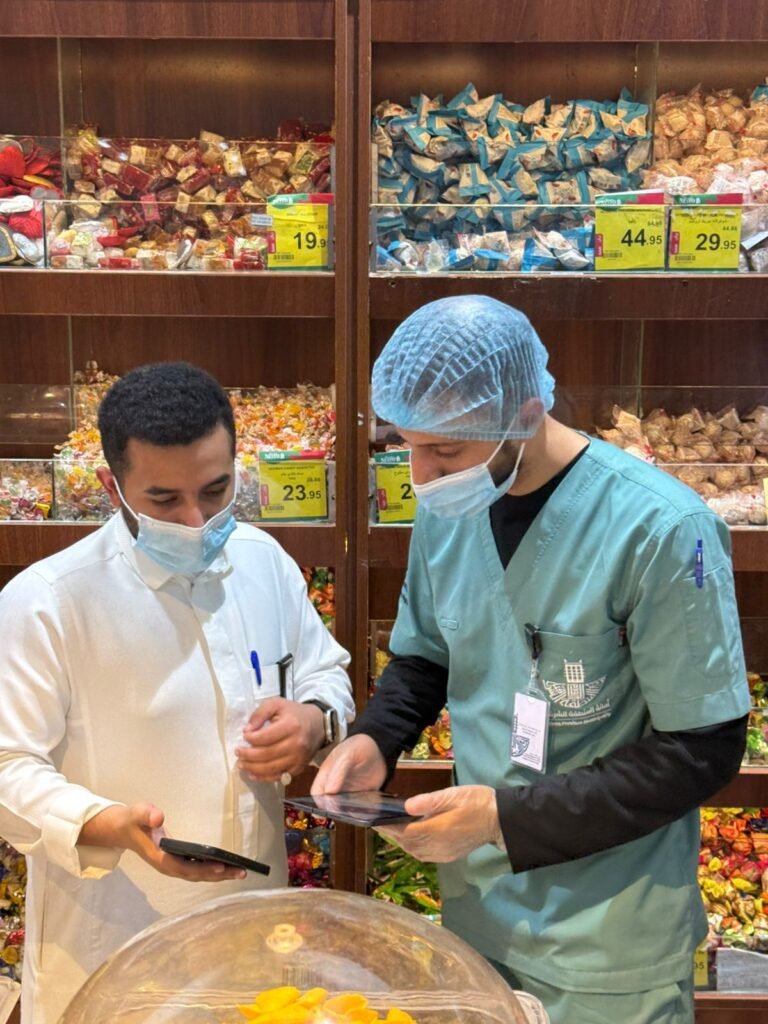 أمانة الشرقية تنفذ أكثر من 78 ألف جولة رقابية على المنشآت التجارية والأسواق العامة في حاضرة الدمام خلال الربع الثالث 2025