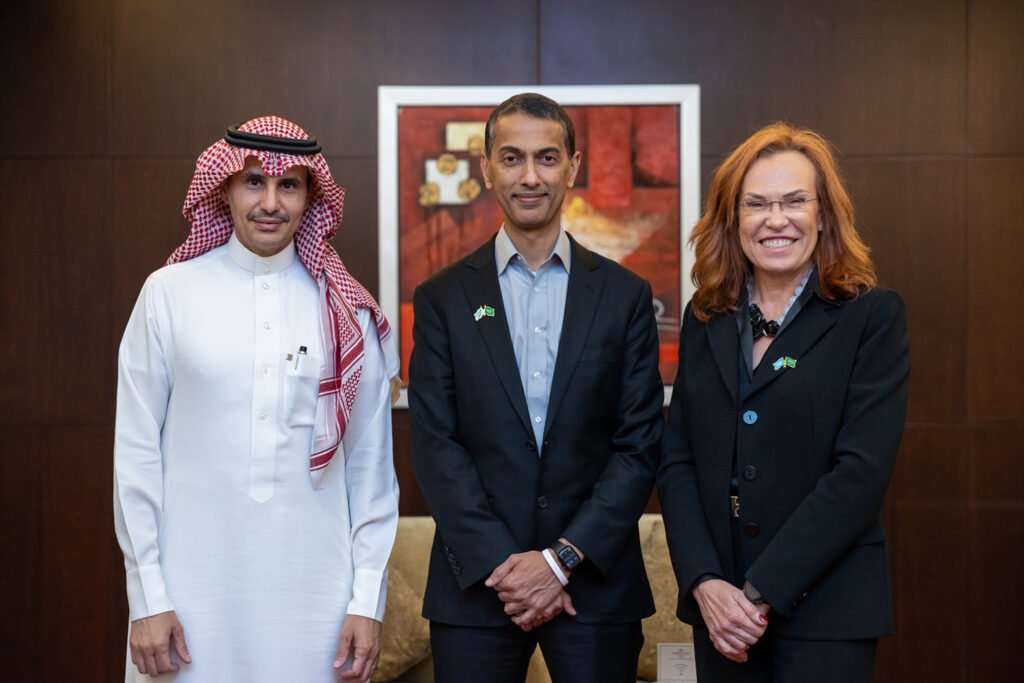 تتسم بالامتثال الكامل لسيادة البيانات ... السعودية الأولى في العالم باستضافة شبكة أعمال "إس إيه بي" للقطاع العام