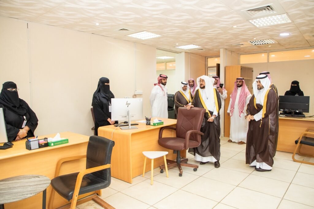وزير الشؤون الإسلامية يزور فرع الوزارة بمنطقة حائل ويكشف عن تغطية 95٪ من مساجد المنطقة بمشاريع التشغيل والصيانة