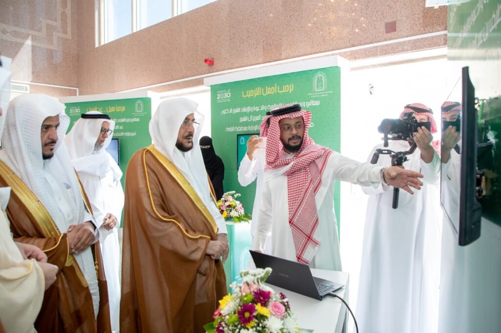 وزير الشؤون الإسلامية يدشّن مشاريع بأكثر من 74 مليون لقطاعات الشؤون الإسلامية بمنطقة الباحة