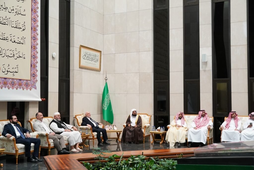 وزير الأوقاف السوري يزور مجمع الملك فهد لطباعة المصحف الشريف ويشيد بدوره الرائد عالمياً في خدمة كتاب الله تعالى