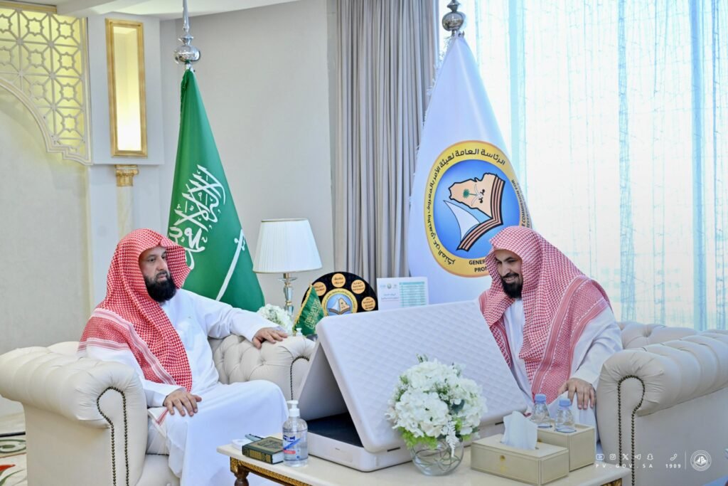 الرئيس العام لهيئة الأمر بالمعروف والنهي عن المنكر يعتمد الخطة التطويرية لمقرات الرئاسة العامة المشاركة في الحج