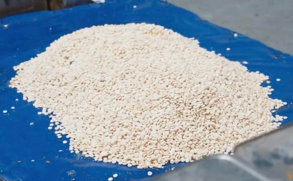 "زاتكا" في منفذ الحديثة تحبط محاولة تهريب أكثر من 58 ألف حبة من الإمفيتامين المخدر