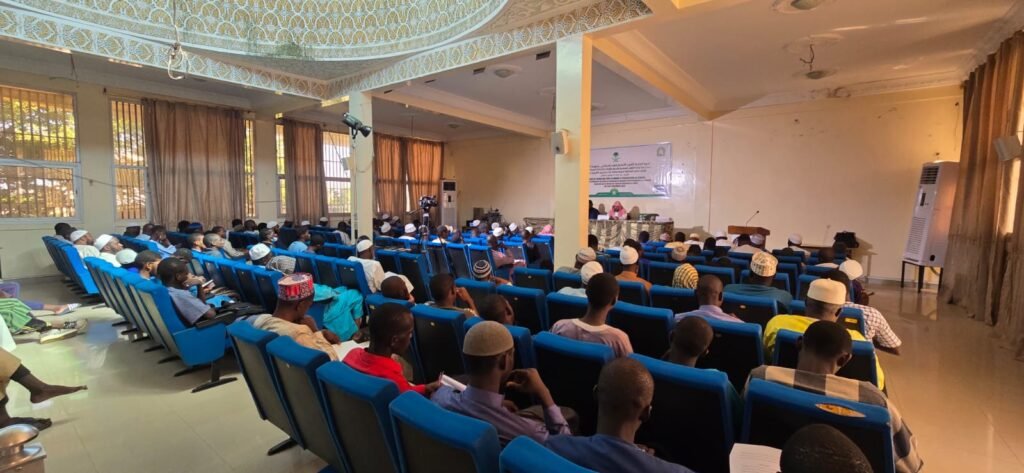 الشؤون الإسلامية تواصل تنفيذ الدورة العلمية لتأهيل الدعاة في داكار لليوم الثاني وسط تفاعل واسع من الدعاة وطلبة العلم