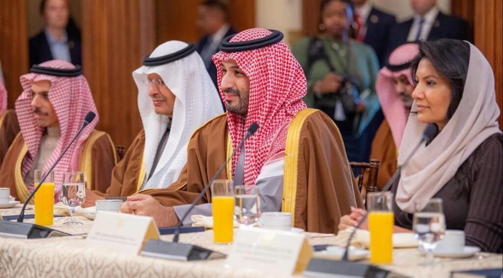 سمو ولي العهد يعقد في مقر الكونغرس بواشنطن اجتماعات ثنائية وموسعة مع قيادات وأعضاء مجلس النواب في مختلف اللجان