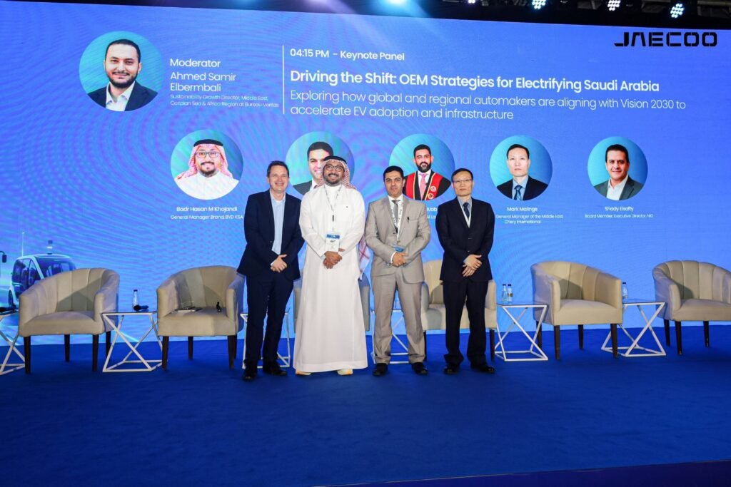 JAECOO Shines at Saudi Electric Vehicle Show, Leading New Energy Mobility Transformation with "Super Hybrid System"