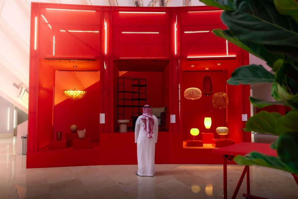 افتتاح "سالوني ديل موبيلي.ميلانو" لأول مرة في الرياض بتعاون سعودي إيطالي تحت شعار "تصميم يتشكّل"