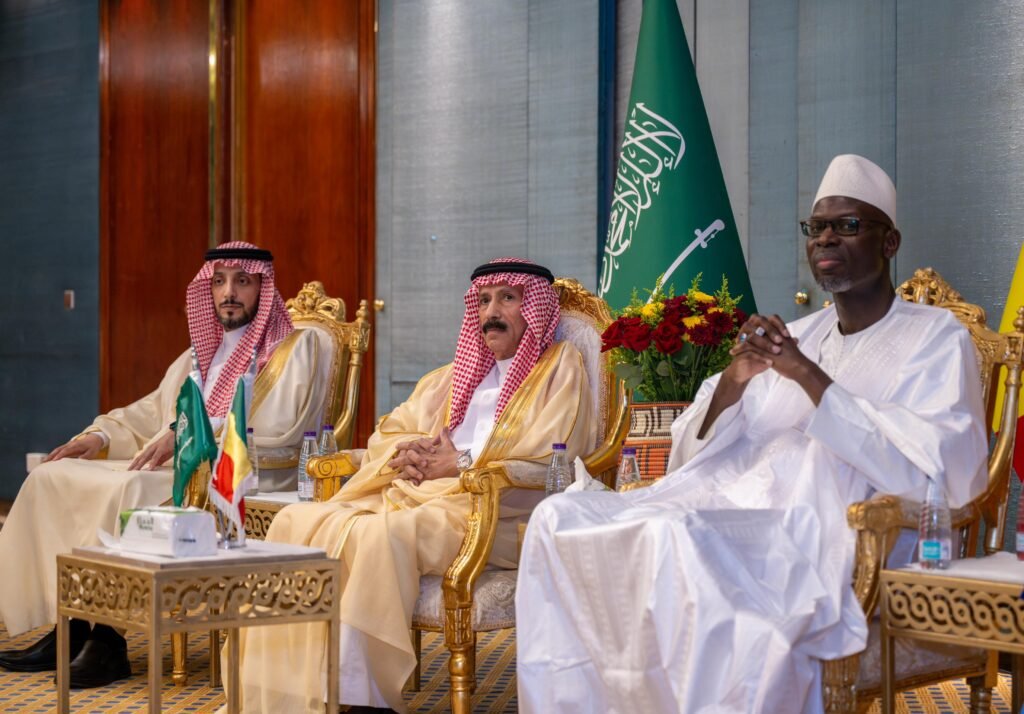 معالي وكيل إمارة منطقة الرياض يحضر حفل سفارة السنغال بمناسبة اليوم الوطني لبلادها