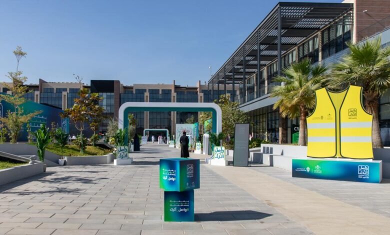 وزارة الشؤون البلدية والقروية والإسكان تنظم احتفالية يوم التطوع السعودي والعالمي