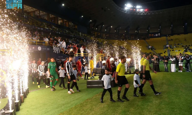روما الإيطالي يشارك الشباب السعودي الاحتفاء باليوبيل الماسي