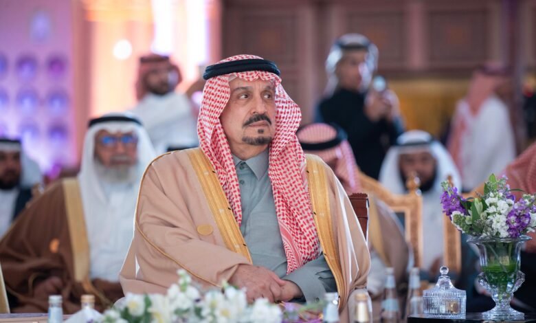 تحت رعاية خادم الحرمين الشريفين ونيابة عنه .. أمير منطقة الرياض يكرم الفائزين بجائزة الملك سلمان بن عبدالعزيز لحفظ القرآن الكريم وتلاوته وتفسيره