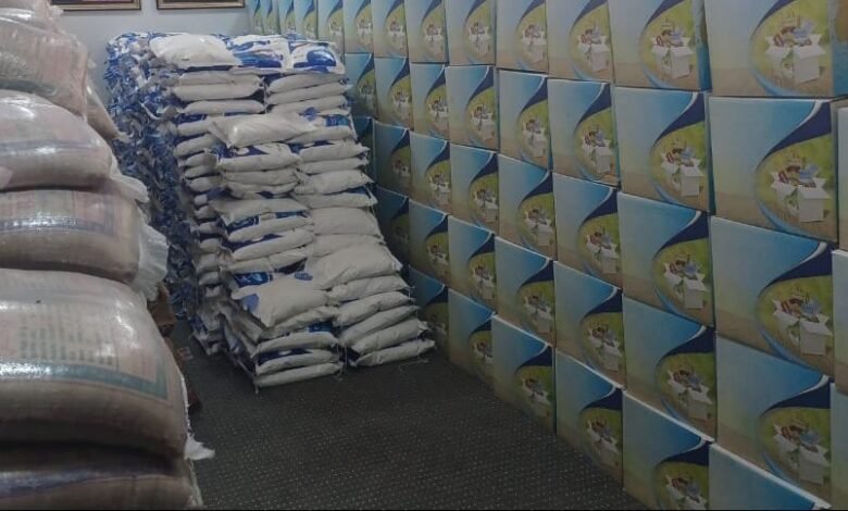 بدعم سخي من جمعية البر الخيرية بجازان تتلقى تراحم جازان سلال غذائية