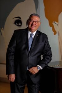 سامح صبحي المدير في فندق سميراميس انتركونتيننتال القاهرة