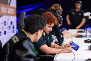 هاتف HONOR 200 Pro يتصدر المشهد التنافسي في بطولة Honor of Kings لكأس العالم للرياضات الإلكترونية
