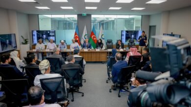 عُمان وأذربيجان تستعرضان الفرص الاستثمارية والاقتصادية