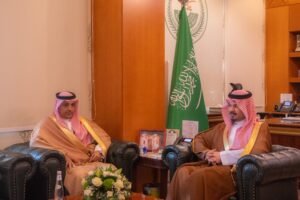 أمير منطقة المدينة المنورة يزور محافظة ينبع