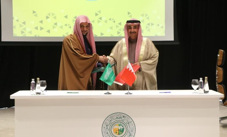 النائب العام السعودي ونظيره البحريني يوقعان اتفاقية تعاون مشترك في مجال مكافحة الجريمة الأصلية والإرهاب وتمويله وغسل الأموال