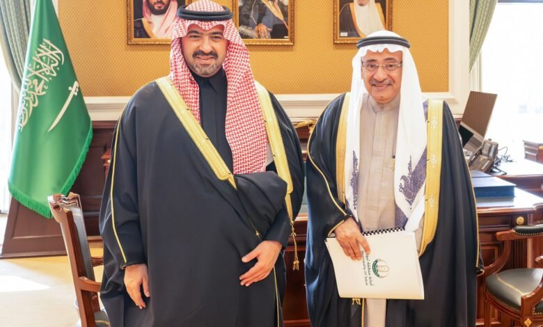 4-75-780x470 نائب أمير تبوك يطلع على نسب الإنجاز في المشروعات التي تنفذها أمانة المنطقة