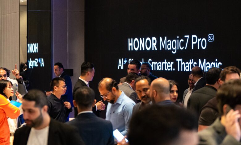 شركة HONOR تُطلق Magic7 Pro في الشرق الأوسط وشمال أفريقيا: المستقبل هُنا مع ميزات الذكاء الاصطناعي وأحدث الابتكارات في عالم الهواتف الذكية