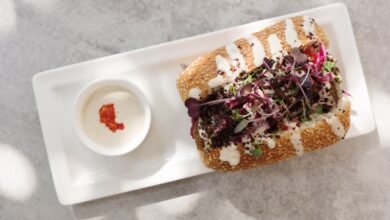 "تايم أوت ماركت دبي" يرحب بوجهة الطعام الجديدة: Three by Eva: سيمفونية من النكهات الأردنية   