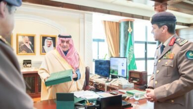 أمير تبوك يطلع على التقرير السنوي لمديرية الدفاع المدني بالمنطقة