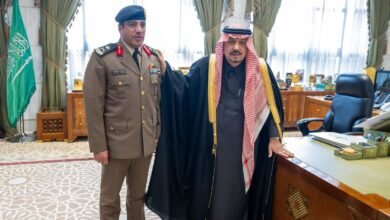 سمو أمير منطقة الرياض يقلّد مساعد مدير مرور المنطقة رتبته الجديدة