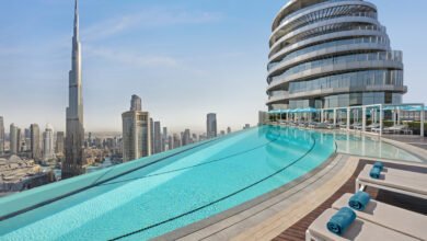 Unleash Your Inner Artist at Alto 54’s Unmissable Sip & Paint Night in Collaboration with Bombay Sapphire