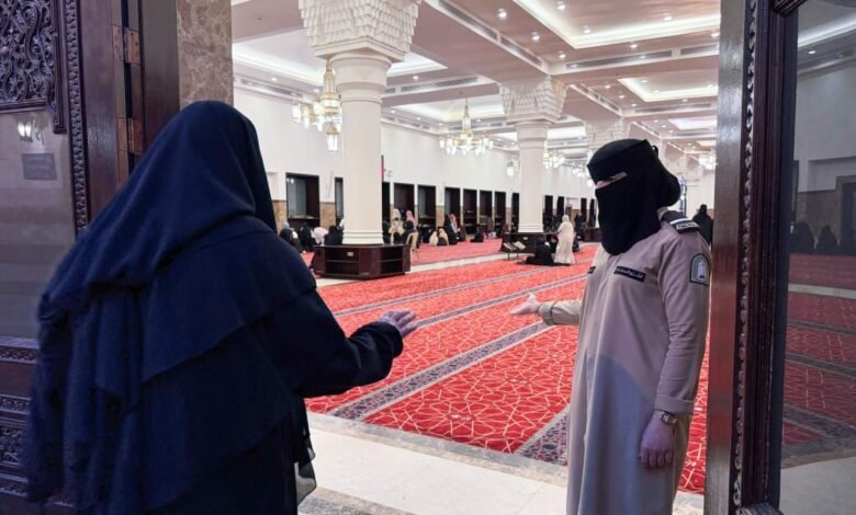 الشؤون الإسلامية بالمدينة المنورة تنهي تجهيز القسم النسائي بجامع سيد الشهداء استعدادًا لموسم الحج