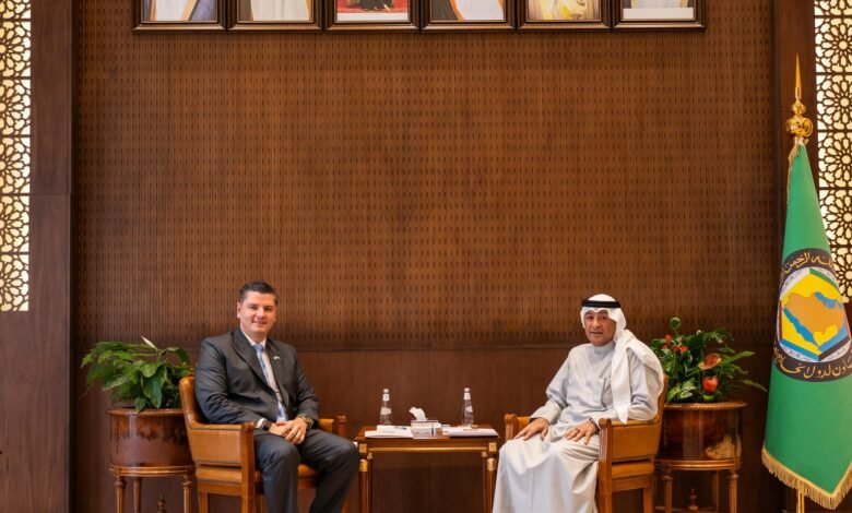 HE GCCSG Receives the Ambassador of the Republic of El Salvador to the Kingdom of Saudi Arabia