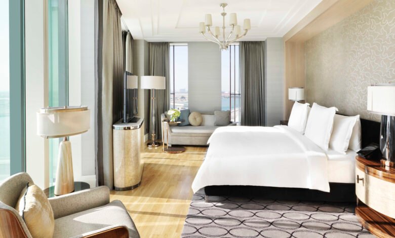 Elevate Summer Moments with Unlimited Access to Yas Island Theme Parks During Stays at Four Seasons Hotel Abu Dhabi at Al Maryah Island