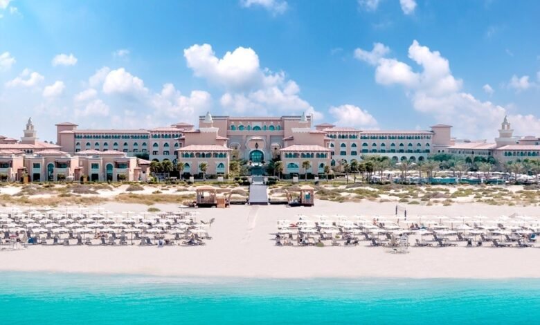 منتجع ريكسوس بريميوم جزيرة السعديات يدعو المُقيمين في الإمارات للاستمتاع بعطلة شاملة كليًّا مع عرض إقامة حصرية هذا الصيف 