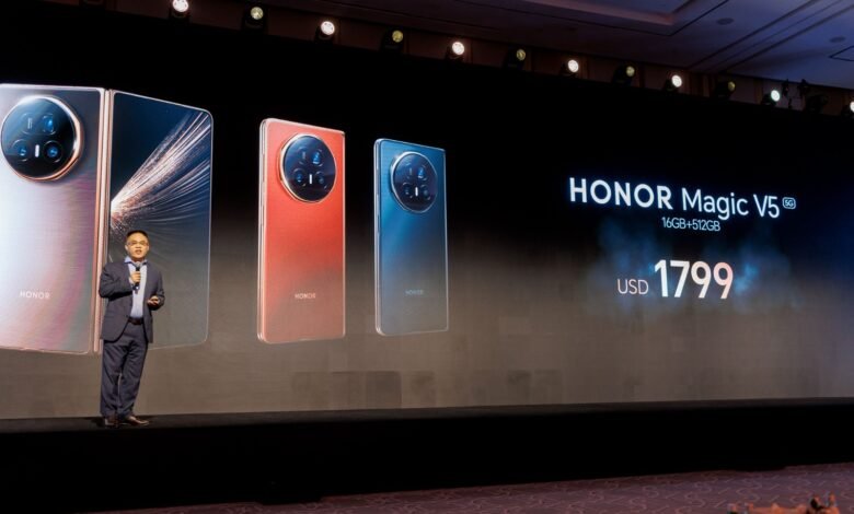 " علامة HONOR تكشف عن هاتف HONOR Magic V5 القابل للطي خلال حدث إطلاق إقليمي فاخر في دبي