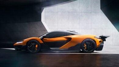 ماكلارين تكشف عن طرازَيها W1 و750S لومان لأول مرة في الأمريكيتين خلال فعالية Exotics on Broadway على هامش مهرجان مونتيري للسيارات