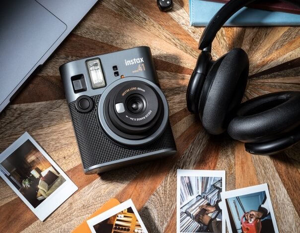 اجعل بداية العام الدراسي تنبض بالحياة والذكريات مع فوجي فيلم إنستاكس