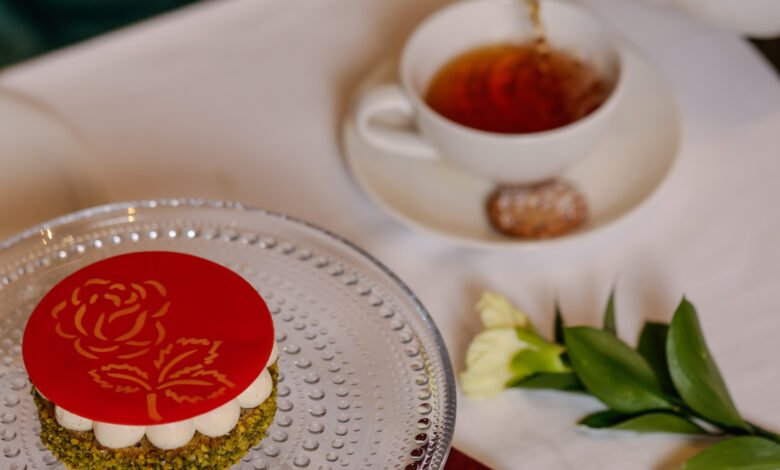 Treat Yourself this Emirati Women’s Day with Sweet Surprises and Special Gifts at ALAYA
