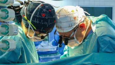 "التخصصي" ينجح في زراعة قلب لطفل سعودي بعد نقله من متبرع متوفى دماغياً في الإمارات