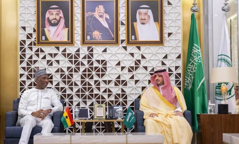 الأمير عبدالعزيز بن سعود يستقبل وزير الداخلية بجمهورية غانا