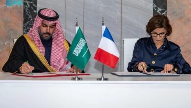 سمو وزير الثقافة ونظيرته الفرنسية يوقّعان برنامجًا تنفيذيًا للتعاون الثقافي في باريس
