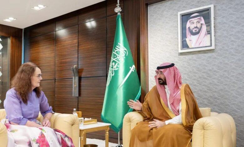 سمو وزير الحرس الوطني يستقبل القائم بالأعمال في السفارة الأمريكية لدى المملكة