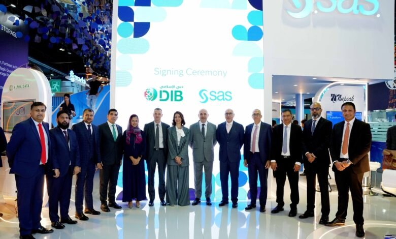 "ساس" و"دبي الإسلامي" تتعاونان لتعزيز إدارة مخاطر الجرائم المالية 