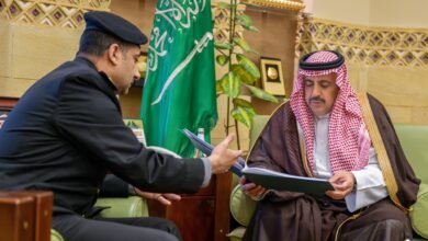 وكيل إمارة الرياض يطّلع على التقرير السنوي لمركز العمليات الأمنية الموحدة (911) بالمنطقة