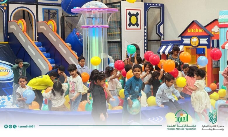 “أطفال مبدعون” يرسم البهجة في اليوم العالمي للطفل بتعاون تنموي بين وسط بيشة ومؤسسة العنود