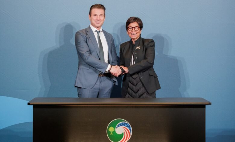 أمازون ويب سيرفيسز وهيوماين توسّعان شراكتهما عبر مجموعة البنية التحتية للذكاء الاصطناعي NVIDIA AI Infrastructure وشرائح الذكاء الاصطناعي من أمازون ويب سيرفيسز