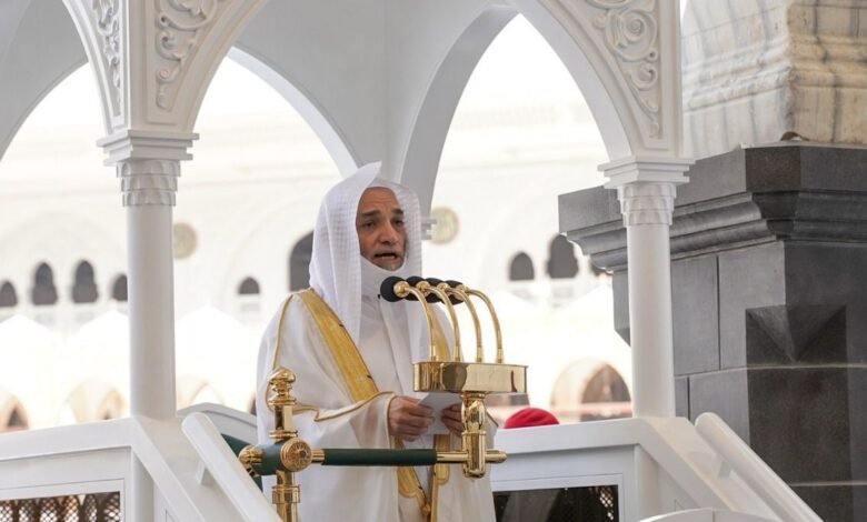 خطيب المسجد الحرام الشيخ فيصل غزاوي: الابتلاء على قدر إيمان العبد يتنوع بين الخير والشر ويمضي على كل الخلق.