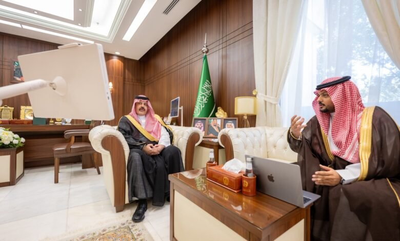 أمير منطقة حائل يستقبل مدير متحف حائل