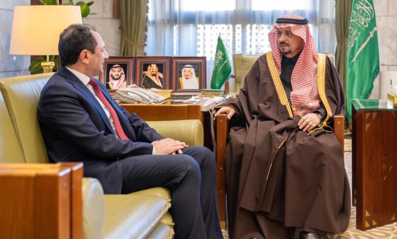 سمو أمير منطقة الرياض يستقبل سفير لبنان المعيّن حديثًا لدى المملكة