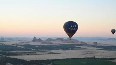 رحلات مناطيد العُلا تشهد إقبالًا لافتًا في الموسم الشتوي