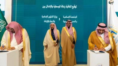 بحضور معالي وزير الشؤون الإسلامية ورئيس الجامعة الإسلامية بالمدينة المنورة توقيع مذكرة تعاون بين وزارة الشؤون الإسلامية والجامعة الإسلامية بالمدينة المنورة