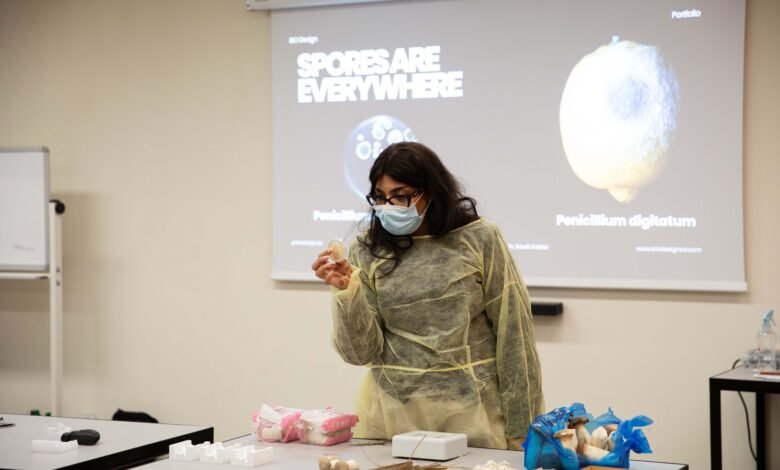 "من الأرض": ورش عمل إبداعية وتدريبية في مركز الدرعية لفنون المستقبل تجمع بين الفن والتكنولوجيا والطبيعة