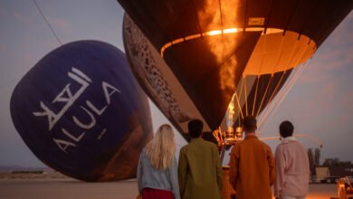 هيرو بالون فلايتس السعودية تُطلق رحلات خاصة للعائلات بالمنطاد للاستمتاع بشروق الشمس فوق العلا